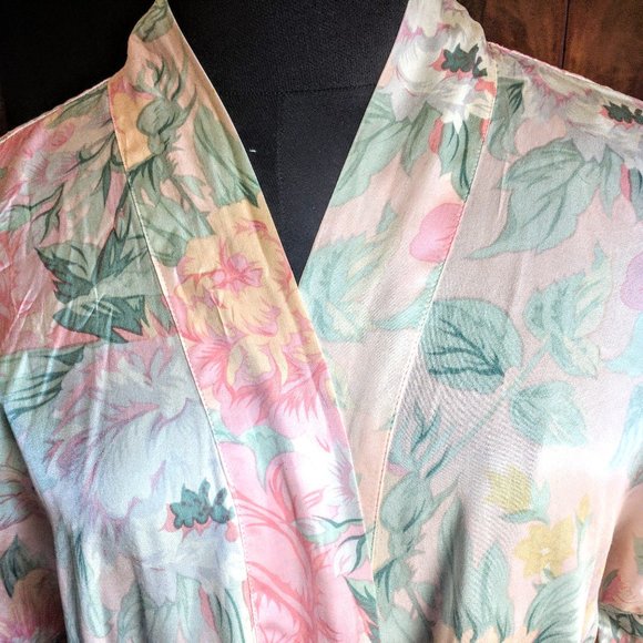 Victoria's Secret Other - Vintage Victoria Secret Silk kimono sizeS